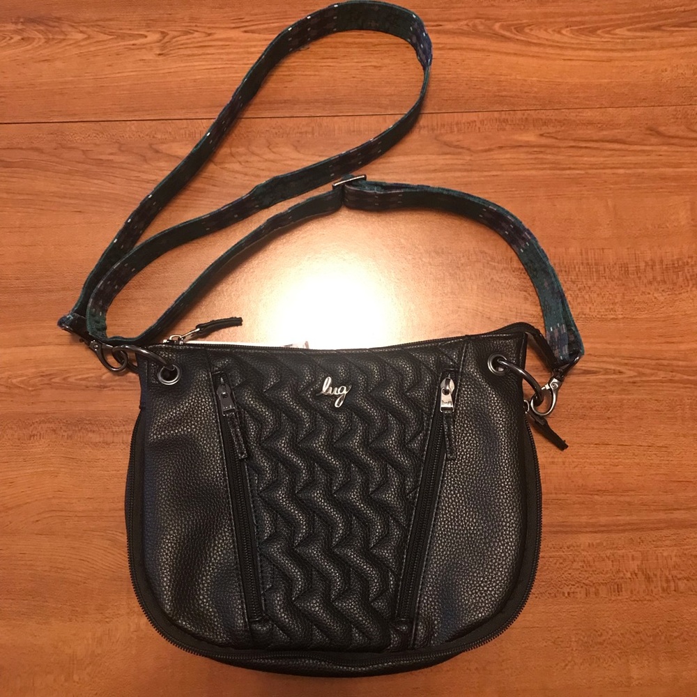 Lug swivel black VL crossbody bag